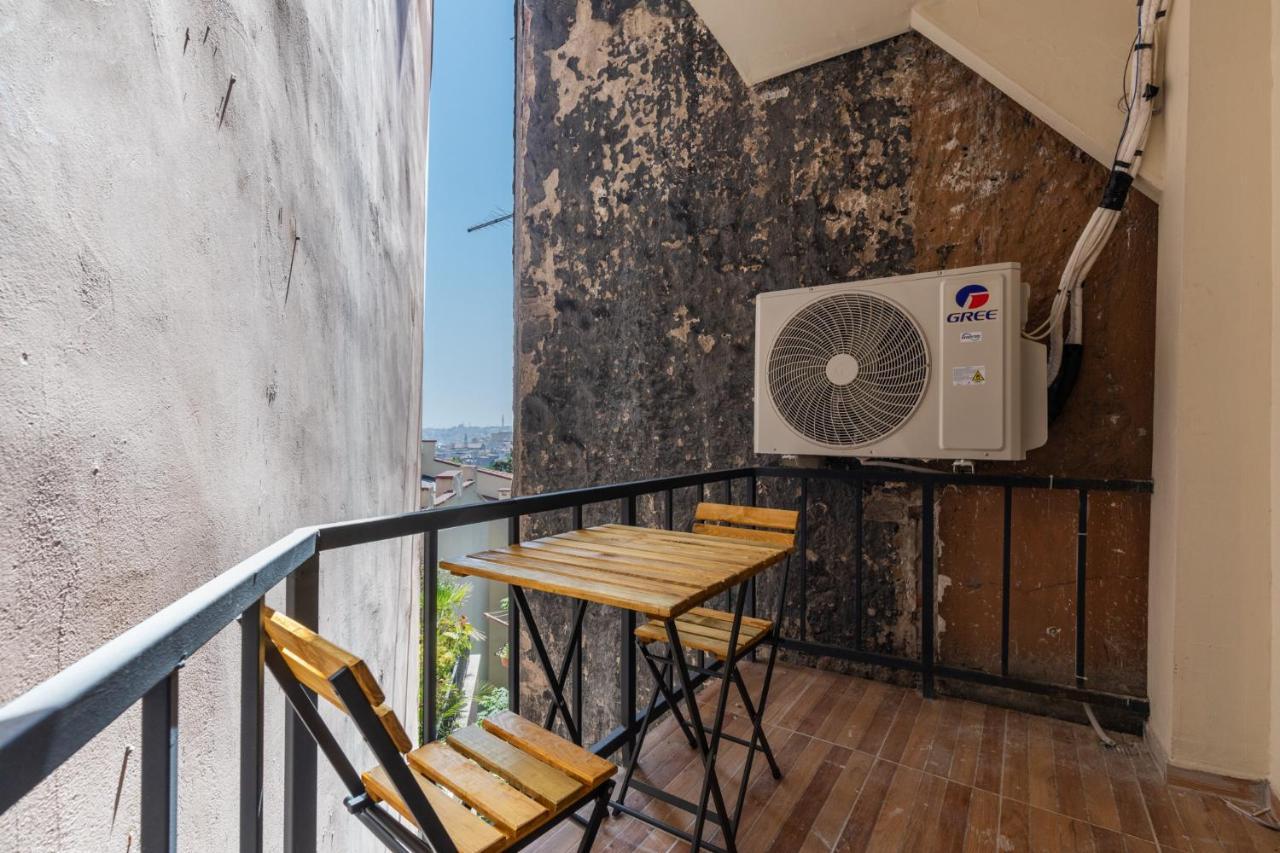 Apartamento House Of Pirilti Estambul Exterior foto